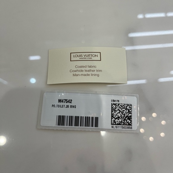 Louis Vuitton Monogram Canvas Poche Toilette - Picture 12 of 13